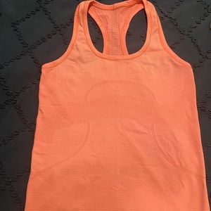 Lululemon run swiftly tank